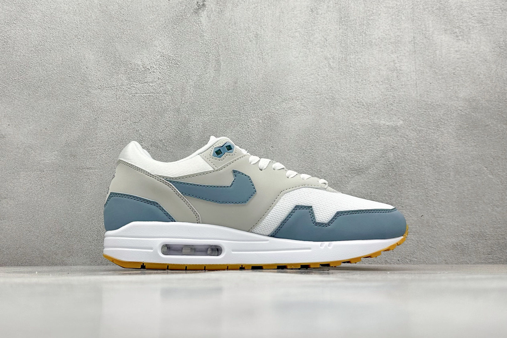 Nike Air Max 1 x SWOOSH Exclusive ”Low Poly” 白蓝 复古休闲跑步鞋 HV1940-100