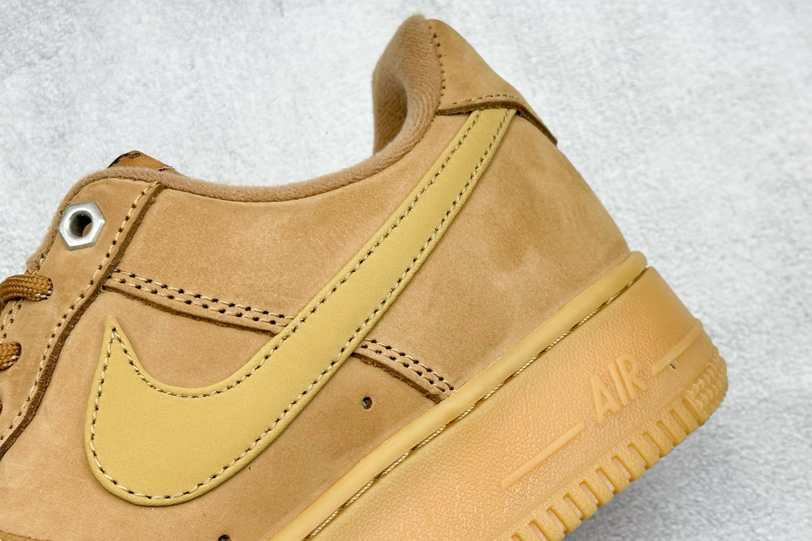 Nike Air Force 1 Low 经典小麦  CJ9179-200