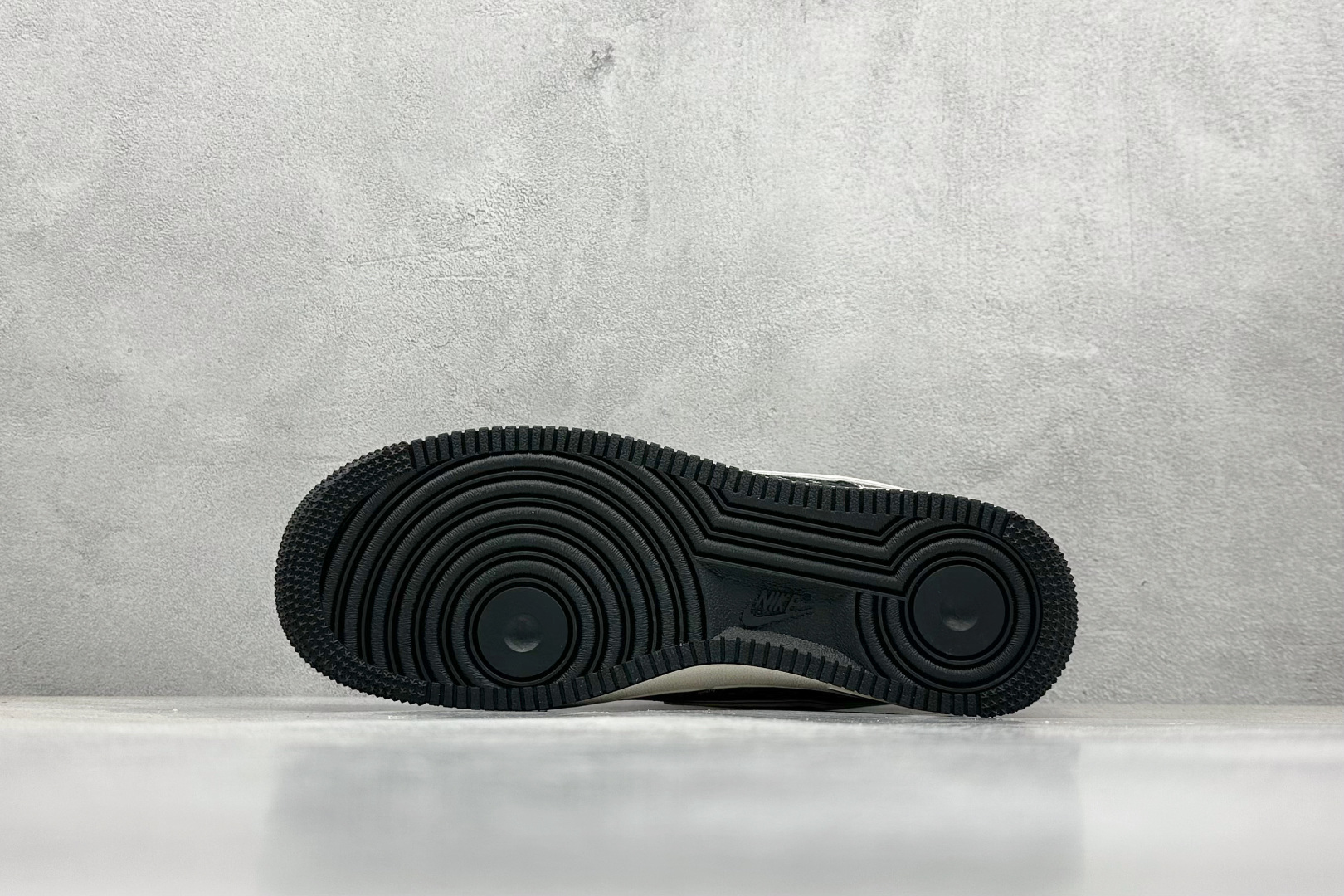 XC版 Nike Air Force 1 Low 07 x Stussy 黑米小钩  XZ6188-311