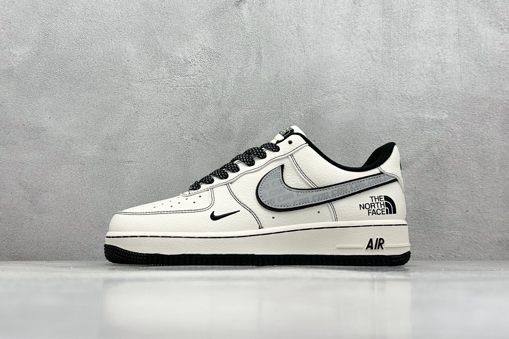 XC版 Nike Air Force 1 Low 07 x The North Face x CDG 白黑小钩 HH7518-050