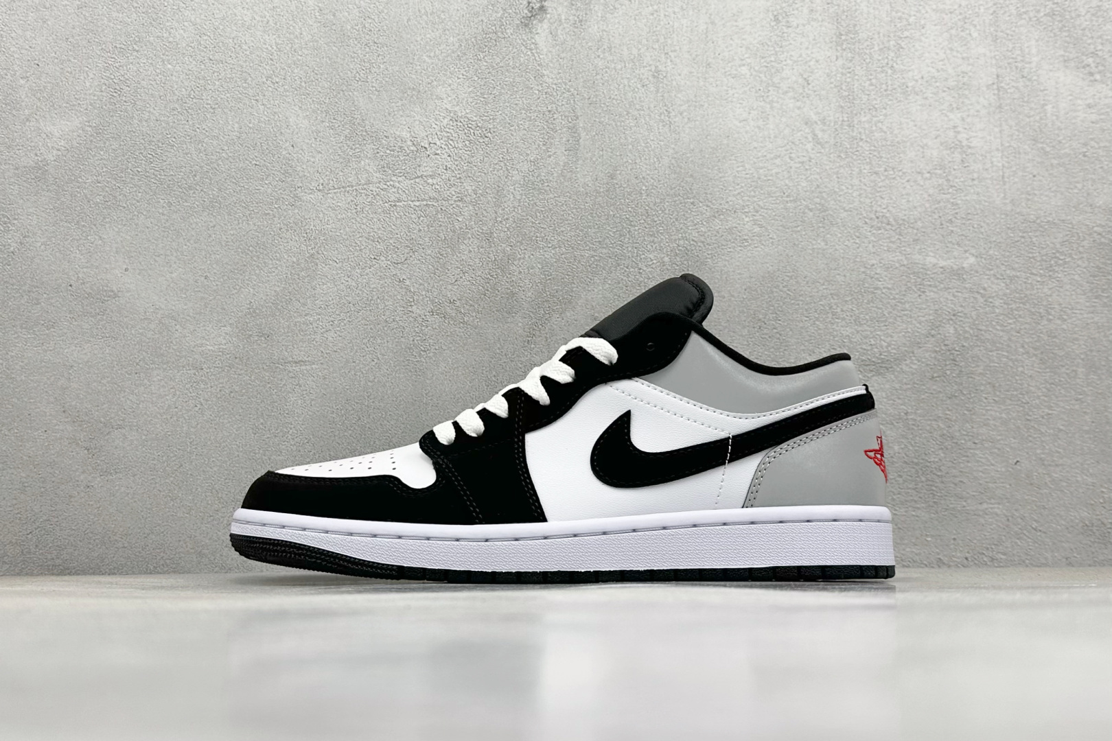 Air jordan 1 low 057