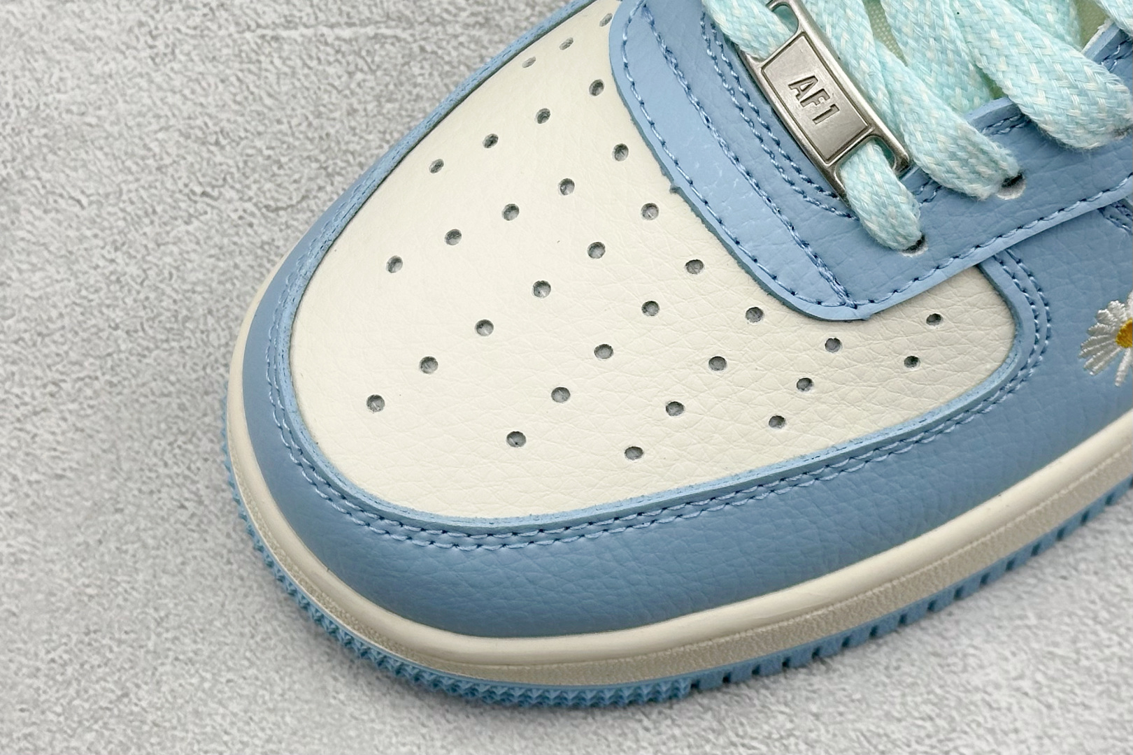 Nike Air Force 1 Low 小雏菊 QY6818-615