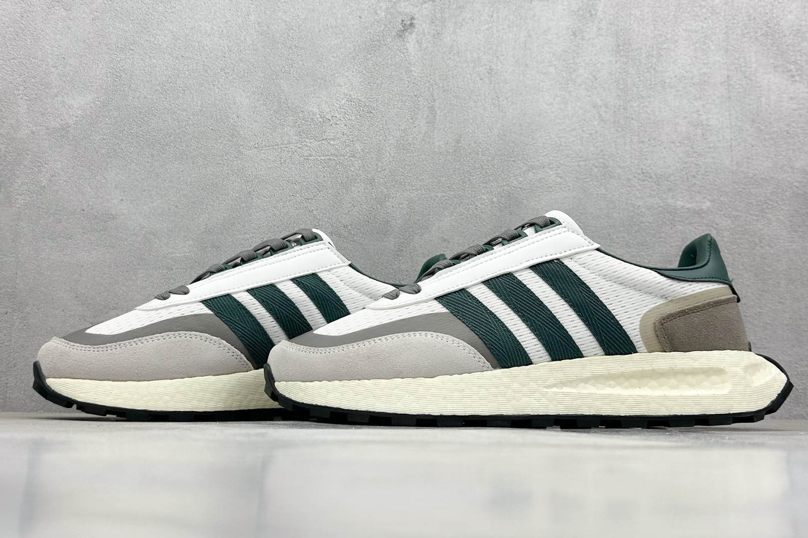  
RS版 Adidas Retropy E5 阿迪新款运动休闲爆米花跑鞋

货号：IE3910
尺码
