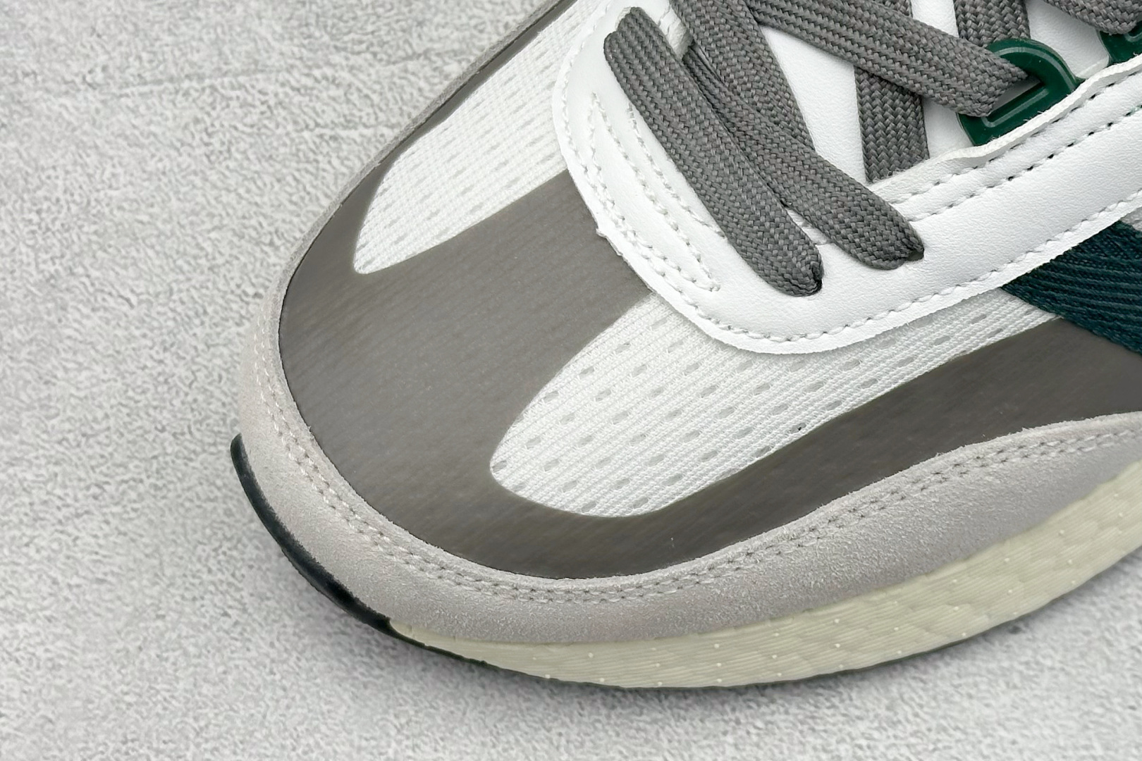  
RS版 Adidas Retropy E5 阿迪新款运动休闲爆米花跑鞋

货号：IE3910
尺码