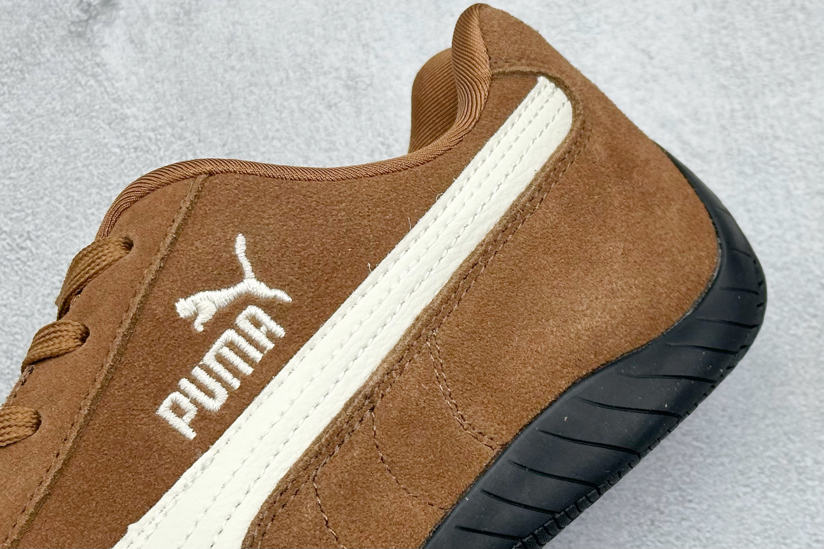  终端放店
FS版 Puma Speedcet OG 彪马低帮复古运动休闲赛车跑鞋 
以趣味十足又前卫复