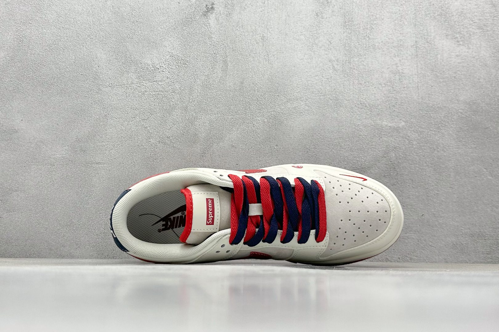  
K版 Nk SB Dunk Low Supreme联名蛇年限定 红蛇纹 周年高端定制 低帮休闲板鞋
