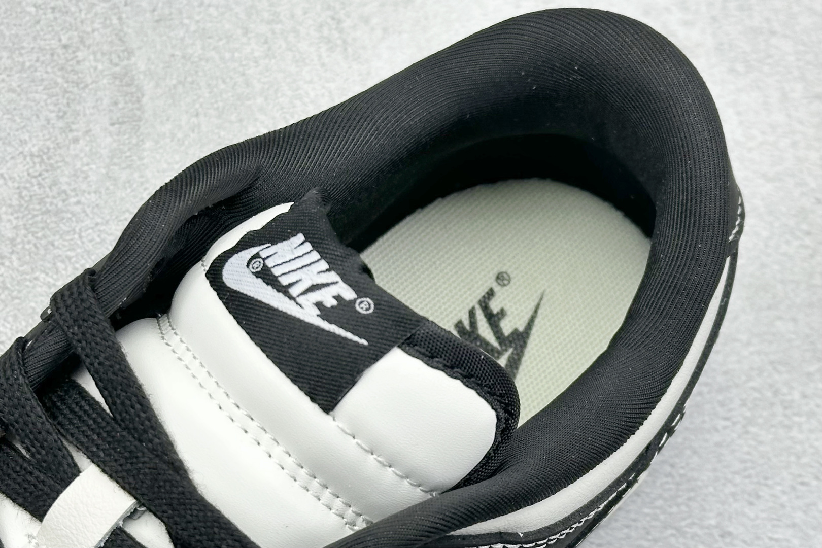  
K版 NIKE SB Dunk Low 蝙蝠侠联名
性价比天花板 尝鲜先行版
原装头层材料 独家版型