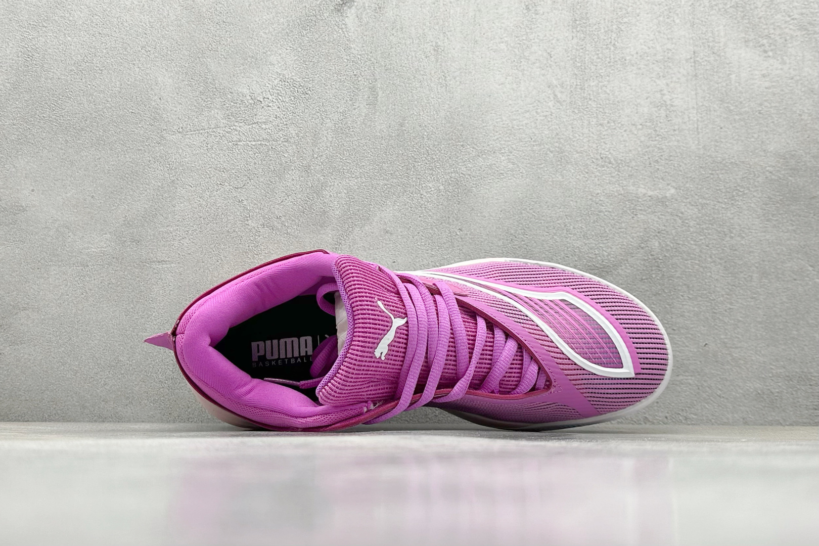 终端放店
GJR版 PUMA All-Pro Nitro 彪马舒适耐磨低帮实战篮球鞋
鞋身材质运用轻