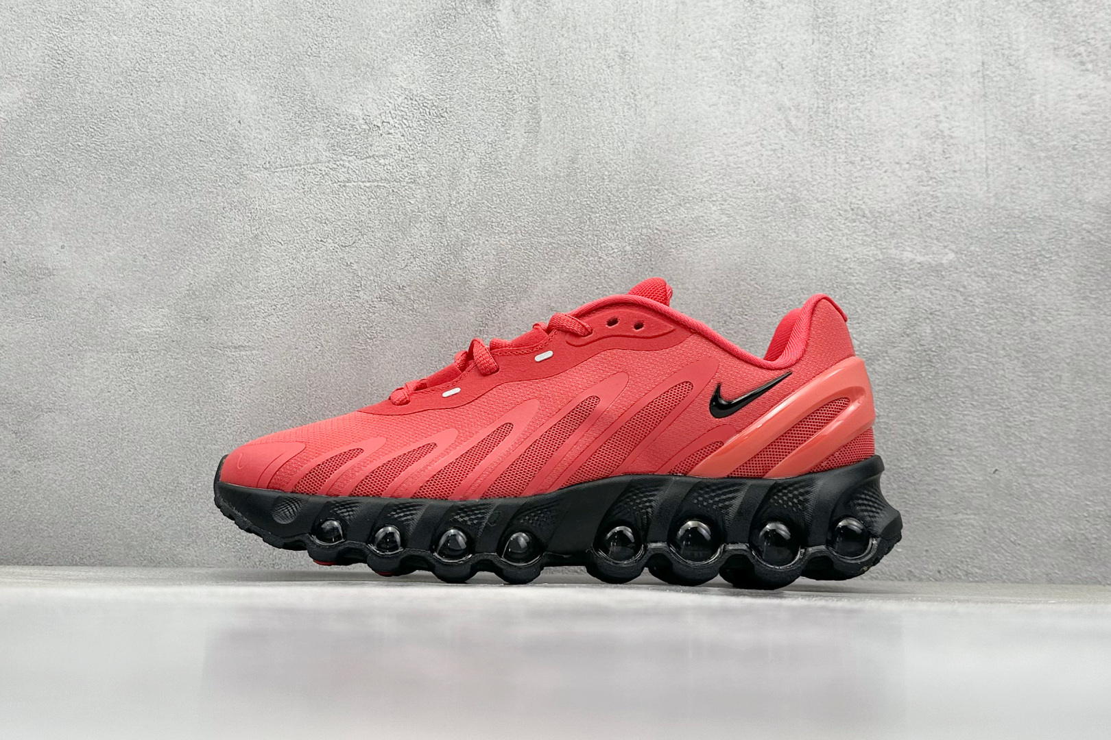  终端放店
YH版 Nk Air Max Dn8 耐克运动舒适减震气垫跑步鞋
#鞋款旨在透过 Dyna