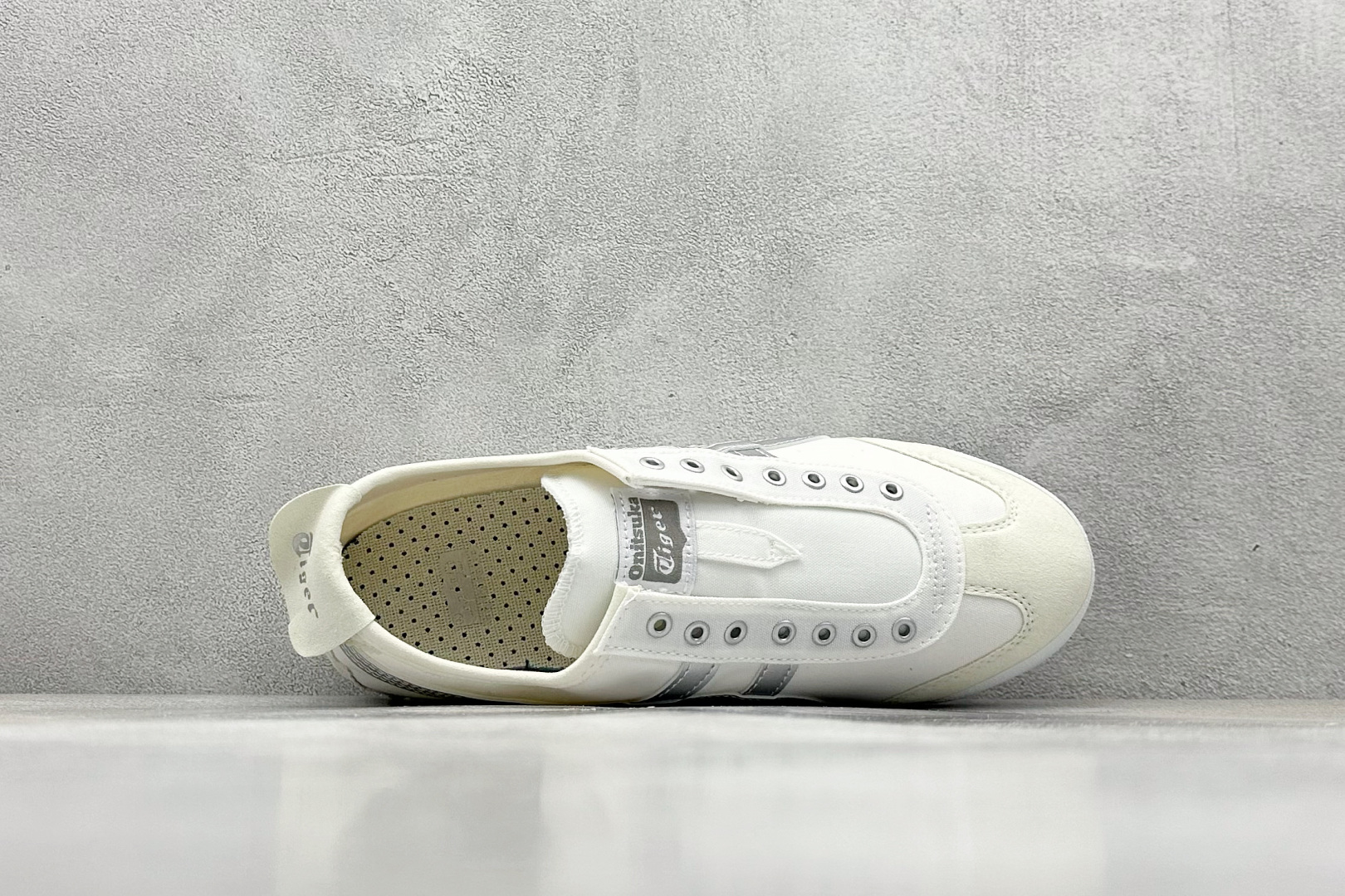  终端放店
GS版 鬼塚虎/Onitsuka Tiger Mexico 66 Slip-On 墨西哥帆布