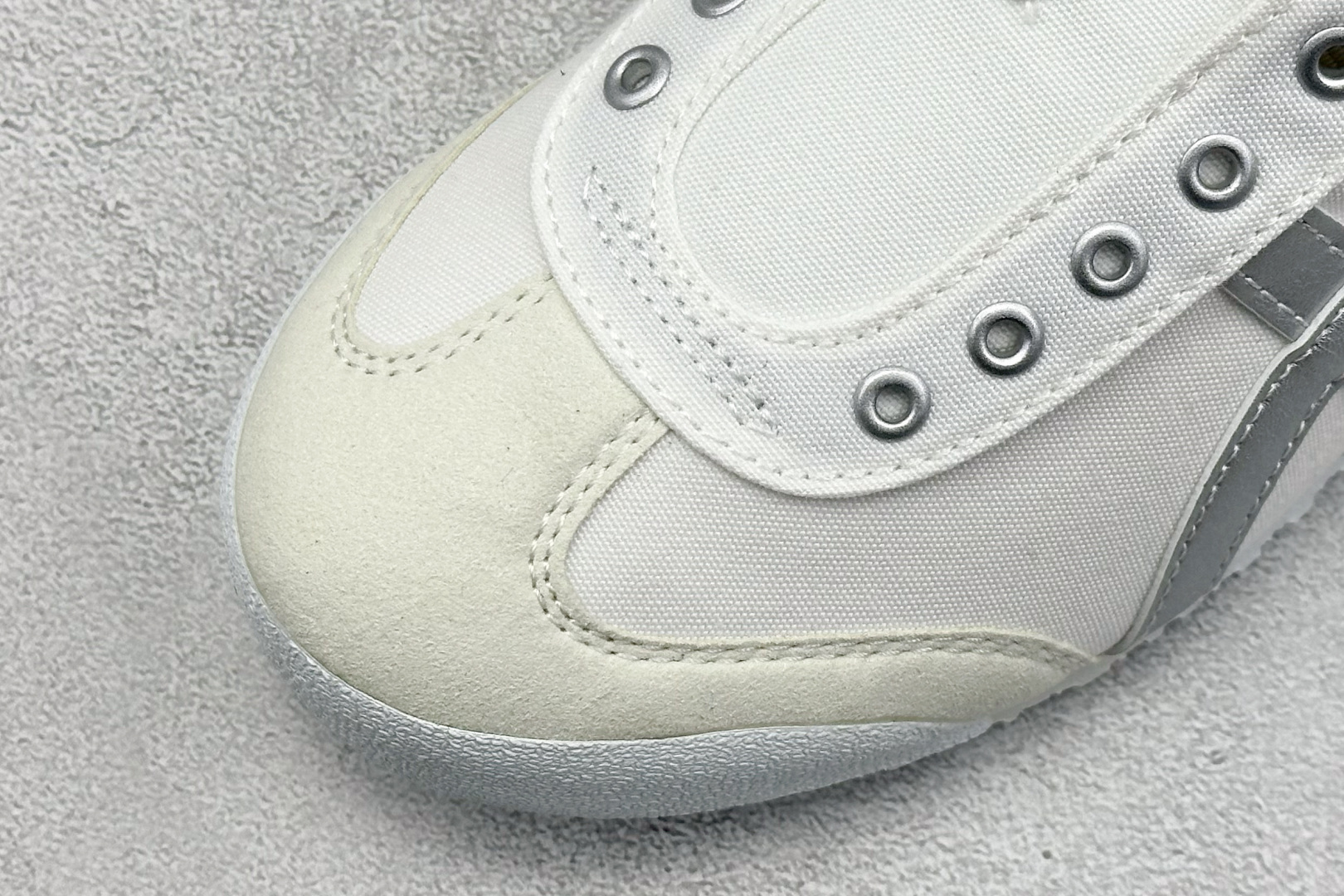  终端放店
GS版 鬼塚虎/Onitsuka Tiger Mexico 66 Slip-On 墨西哥帆布