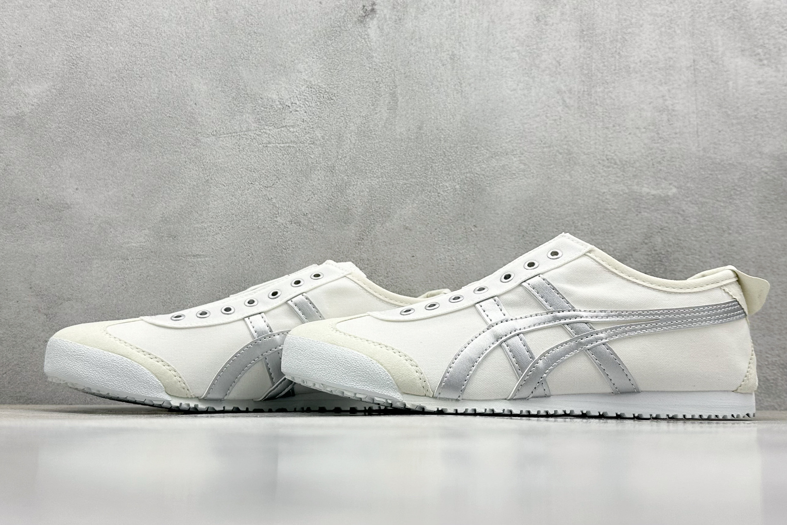  终端放店
GS版 鬼塚虎/Onitsuka Tiger Mexico 66 Slip-On 墨西哥帆布
