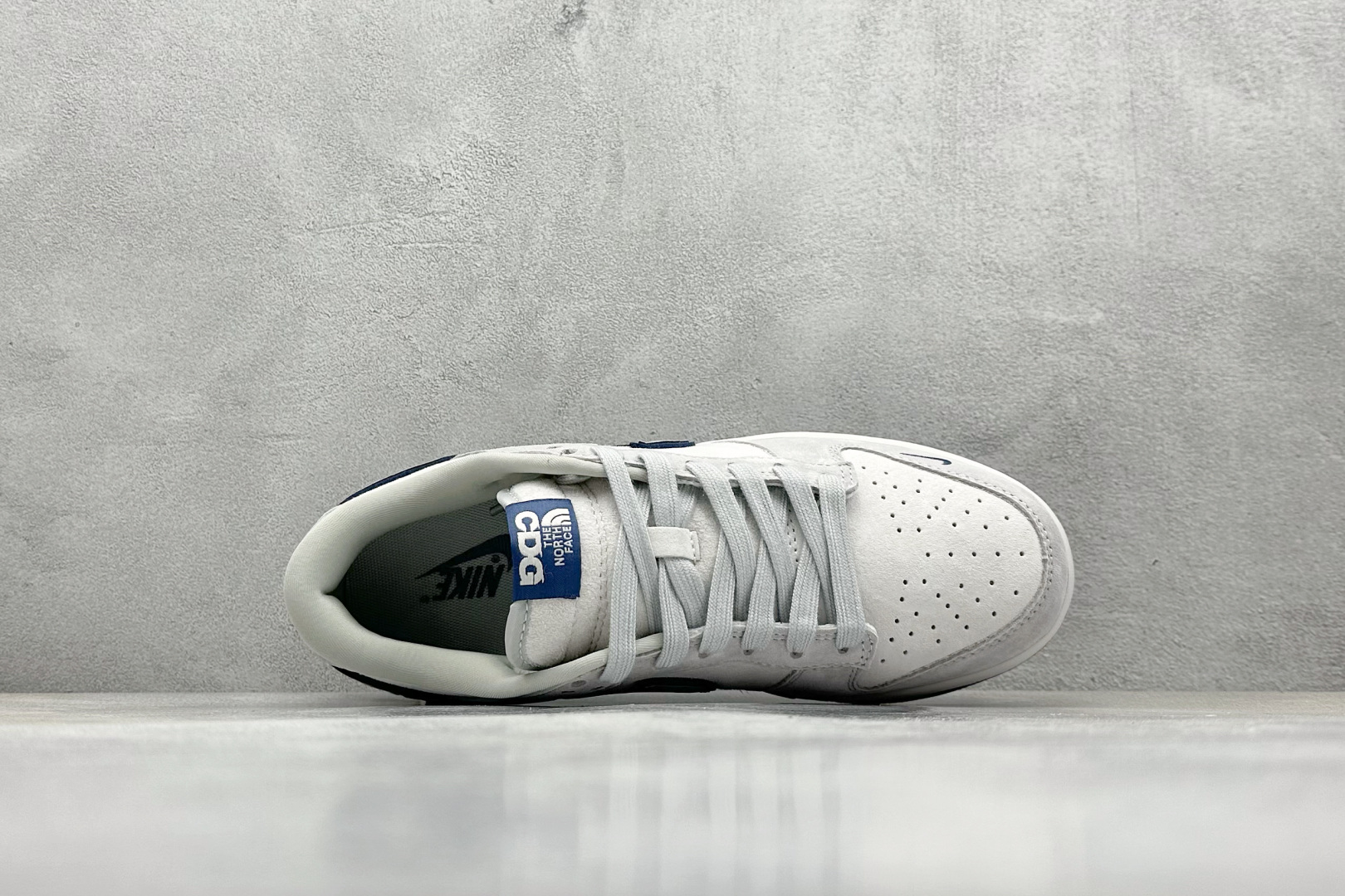 终端放店
XC版 NIKE SB Dunk Low 北面联名
性价比天花板 尝鲜先行版
原装头层材料 