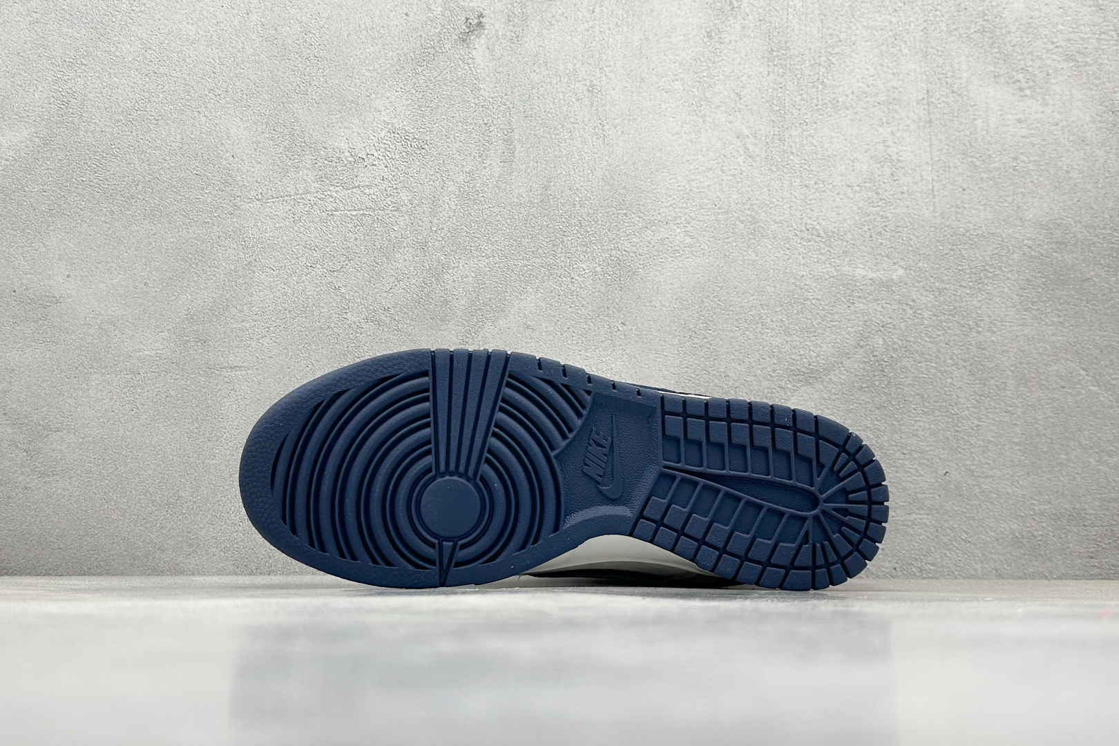  终端放店
XC版 NIKE SB Dunk Low 北面联名
性价比天花板 尝鲜先行版
原装头层材料 