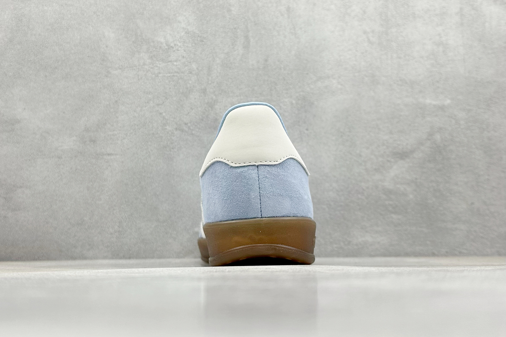  
Adidas Originals Gazelle Indoor 三叶草复古休闲防滑耐磨低帮板鞋
#