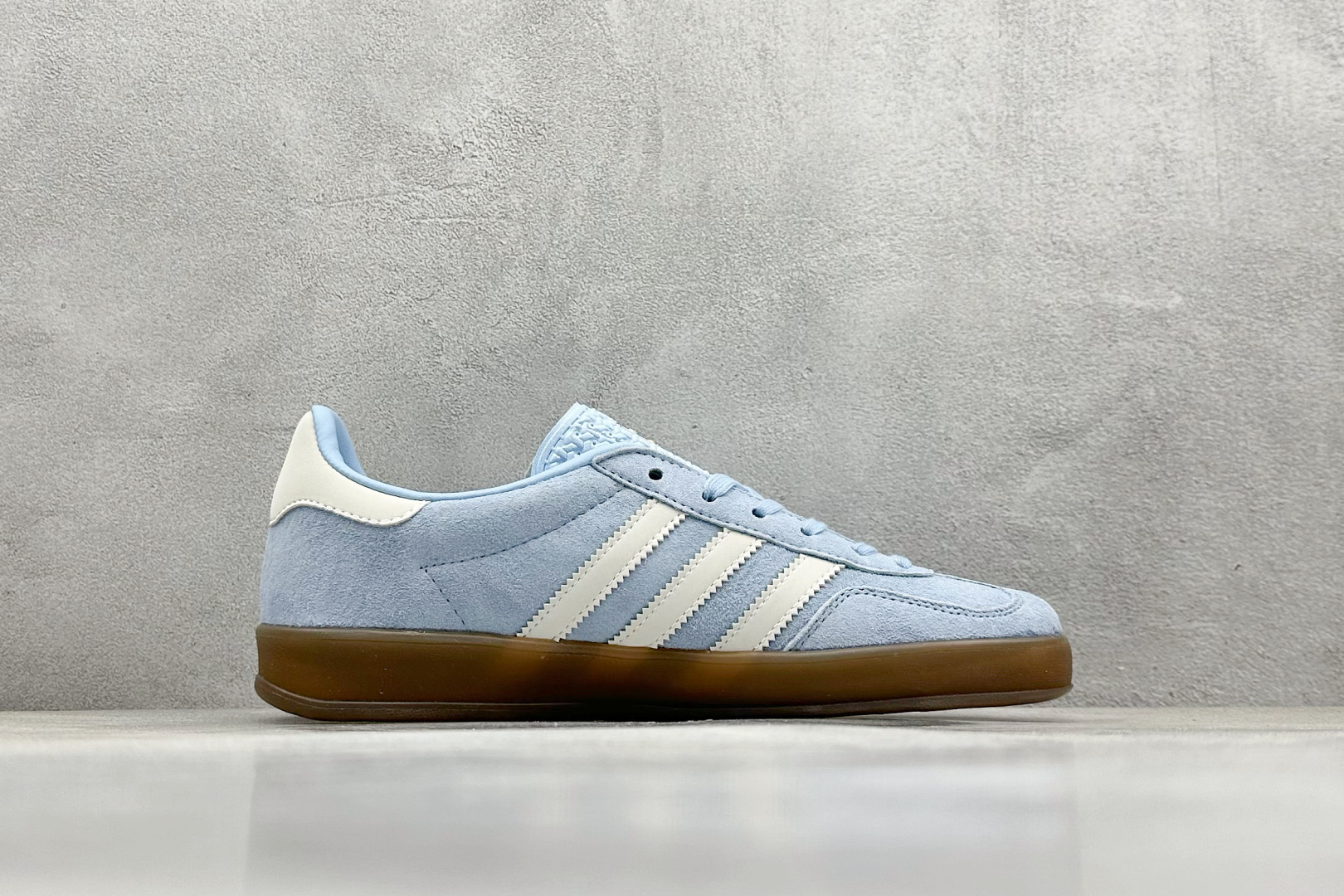  
Adidas Originals Gazelle Indoor 三叶草复古休闲防滑耐磨低帮板鞋
#