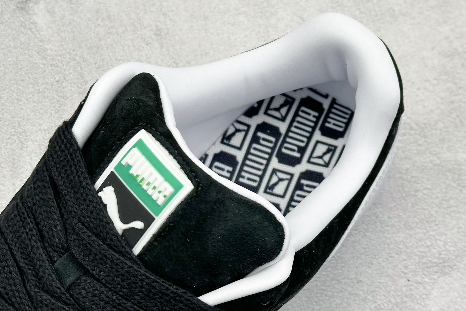  
RS版 Puma Suede XL 彪马 复古休闲板鞋 

货号：-02
尺码：36 37 37.