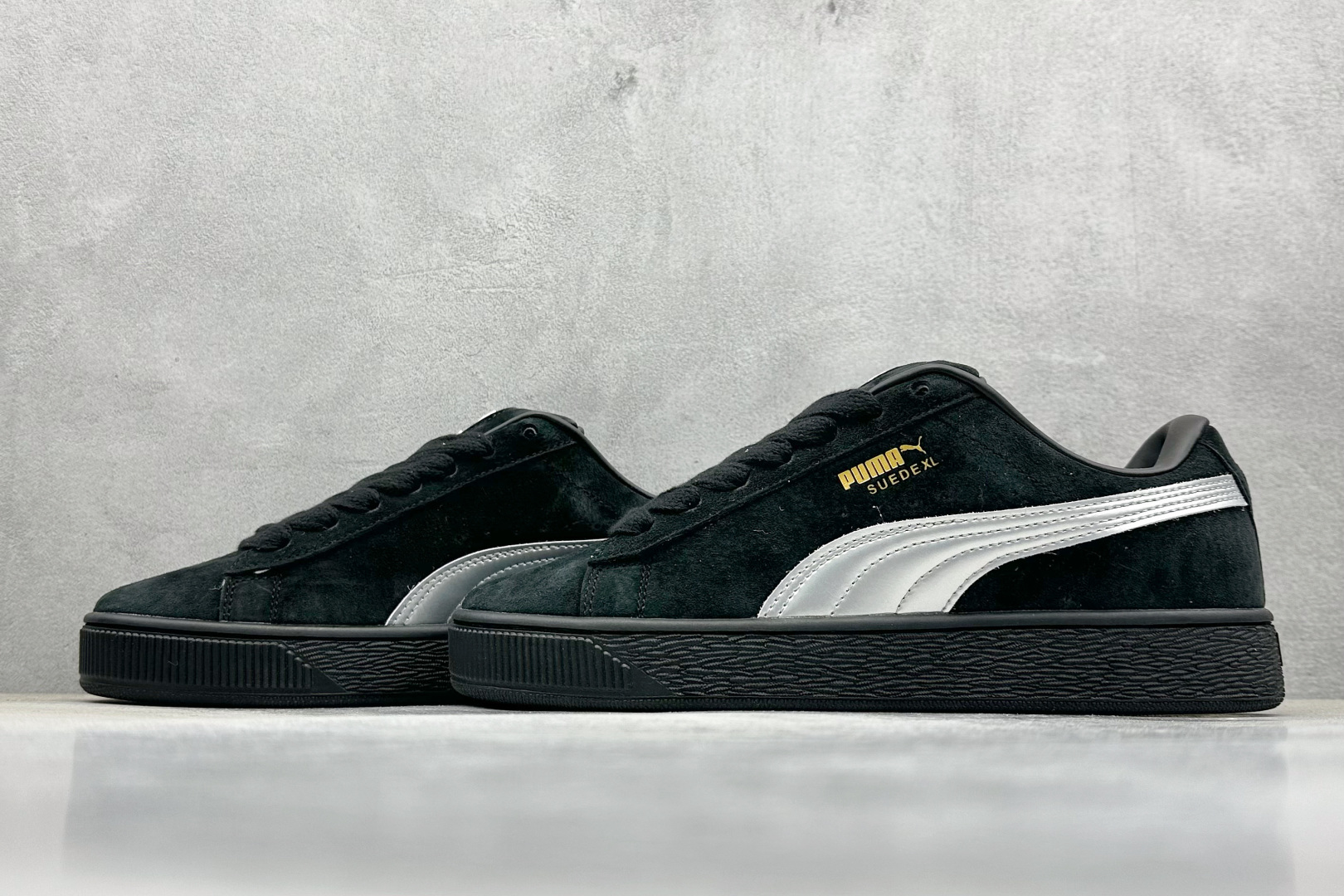  
RS版 Puma Suede XL 彪马 复古休闲板鞋 

货号：-01
尺码：36 37 37.