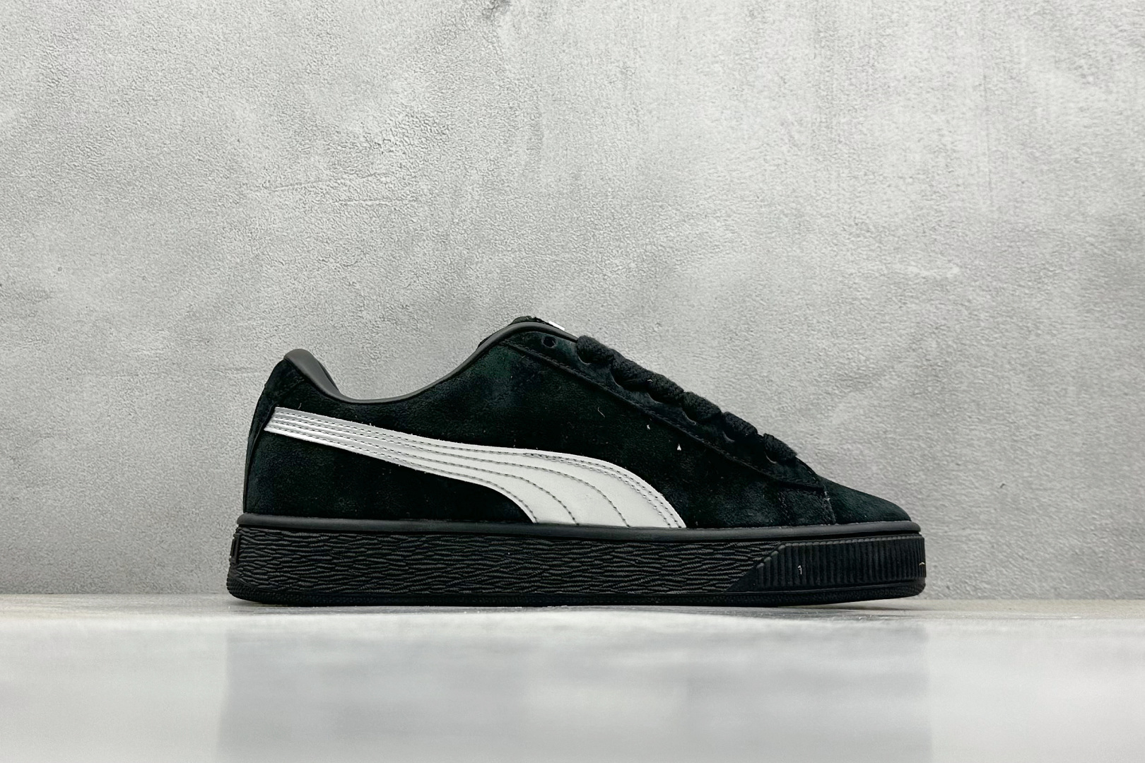  
RS版 Puma Suede XL 彪马 复古休闲板鞋 

货号：-01
尺码：36 37 37.