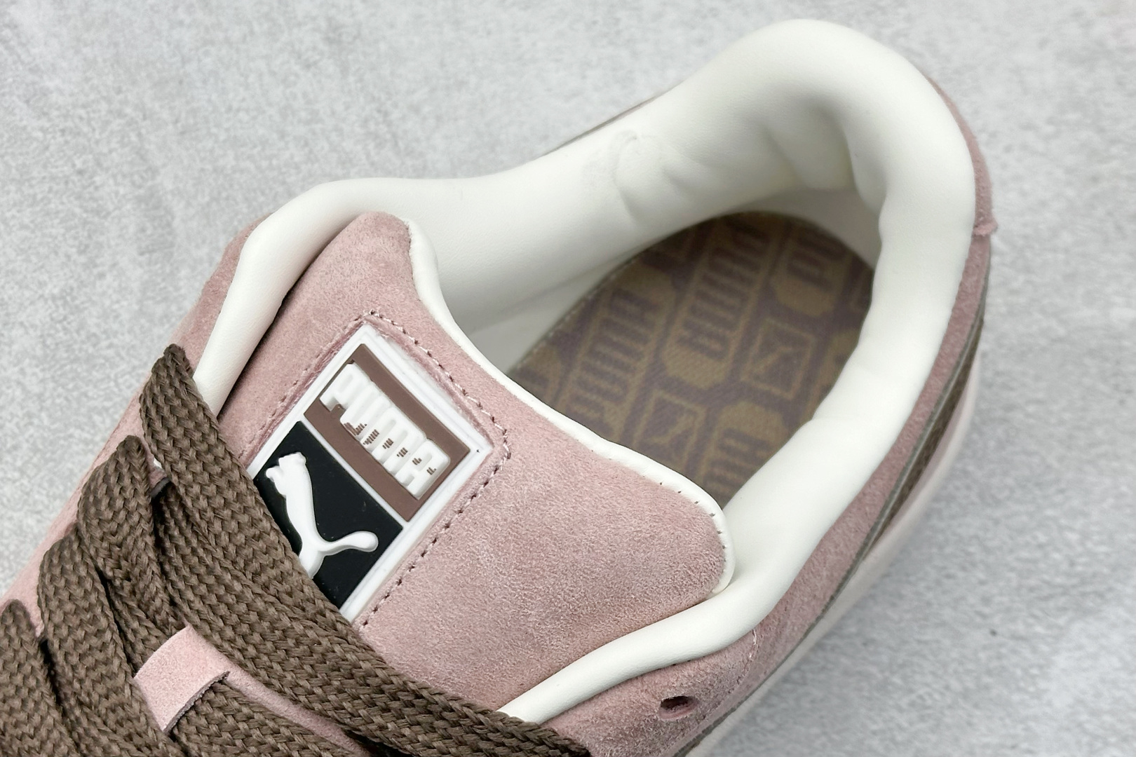  
RS版 Puma Suede XL 彪马 复古休闲板鞋 

货号：-11
尺码：36 37 37.