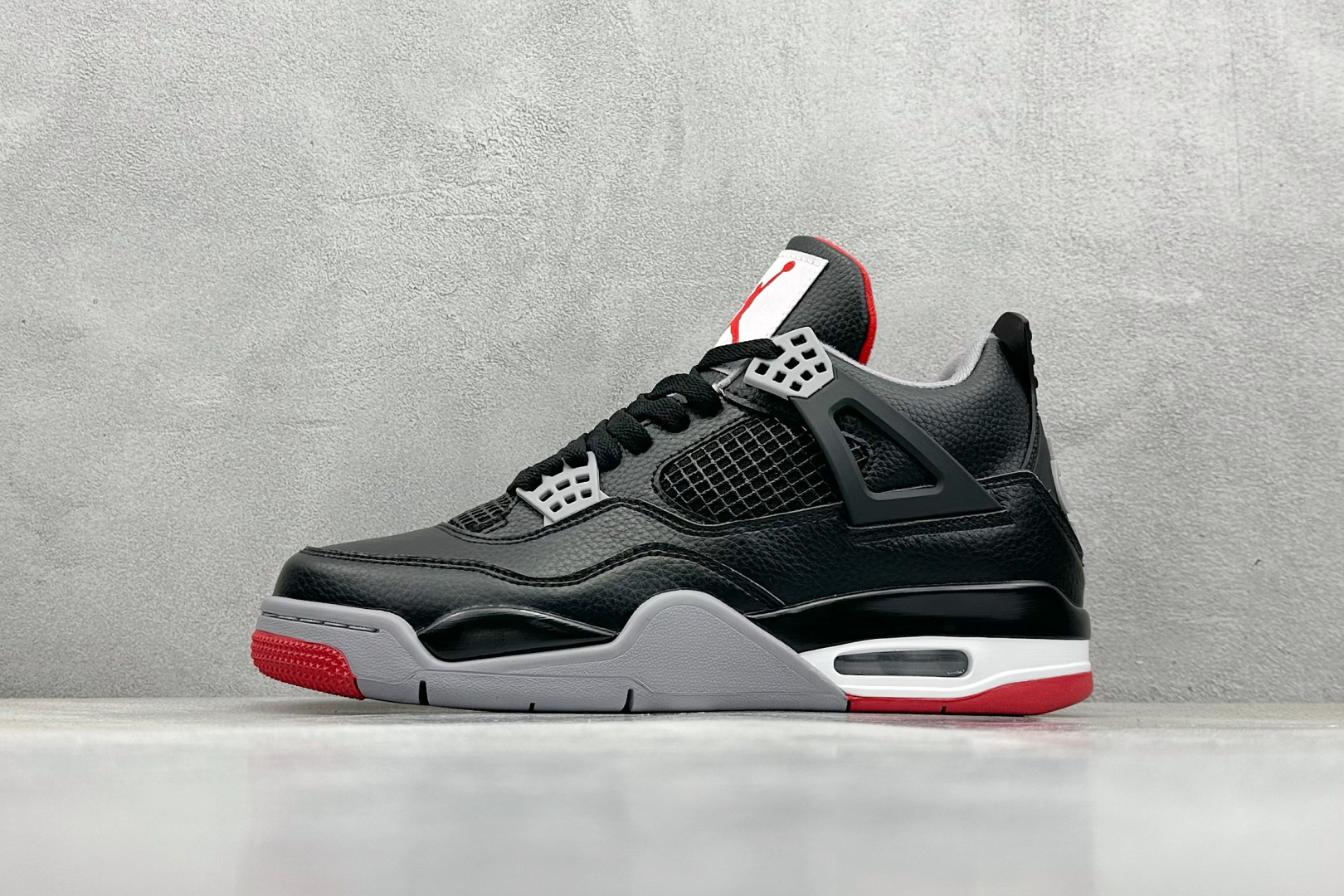 外贸福利 
Air Jordan AJ4 Retro 
原鞋开发原楦原纸板同源开发 完美呈现乔4的版型 