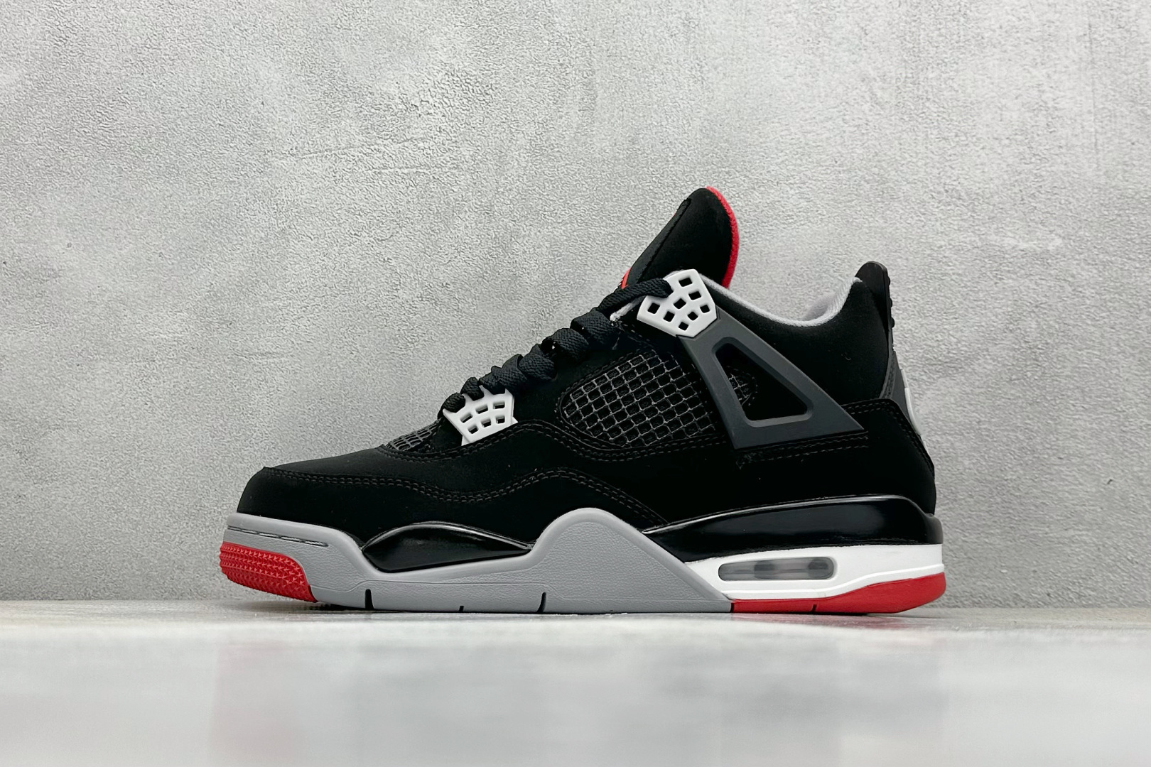 外贸福利 
Air Jordan AJ4 Retro 
原鞋开发原楦原纸板同源开发 完美呈现乔4的版型 