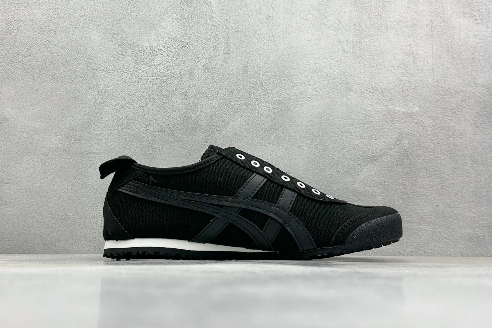  终端放店
GS版 鬼塚虎/Onitsuka Tiger Mexico 66 Slip-On 墨西哥帆布