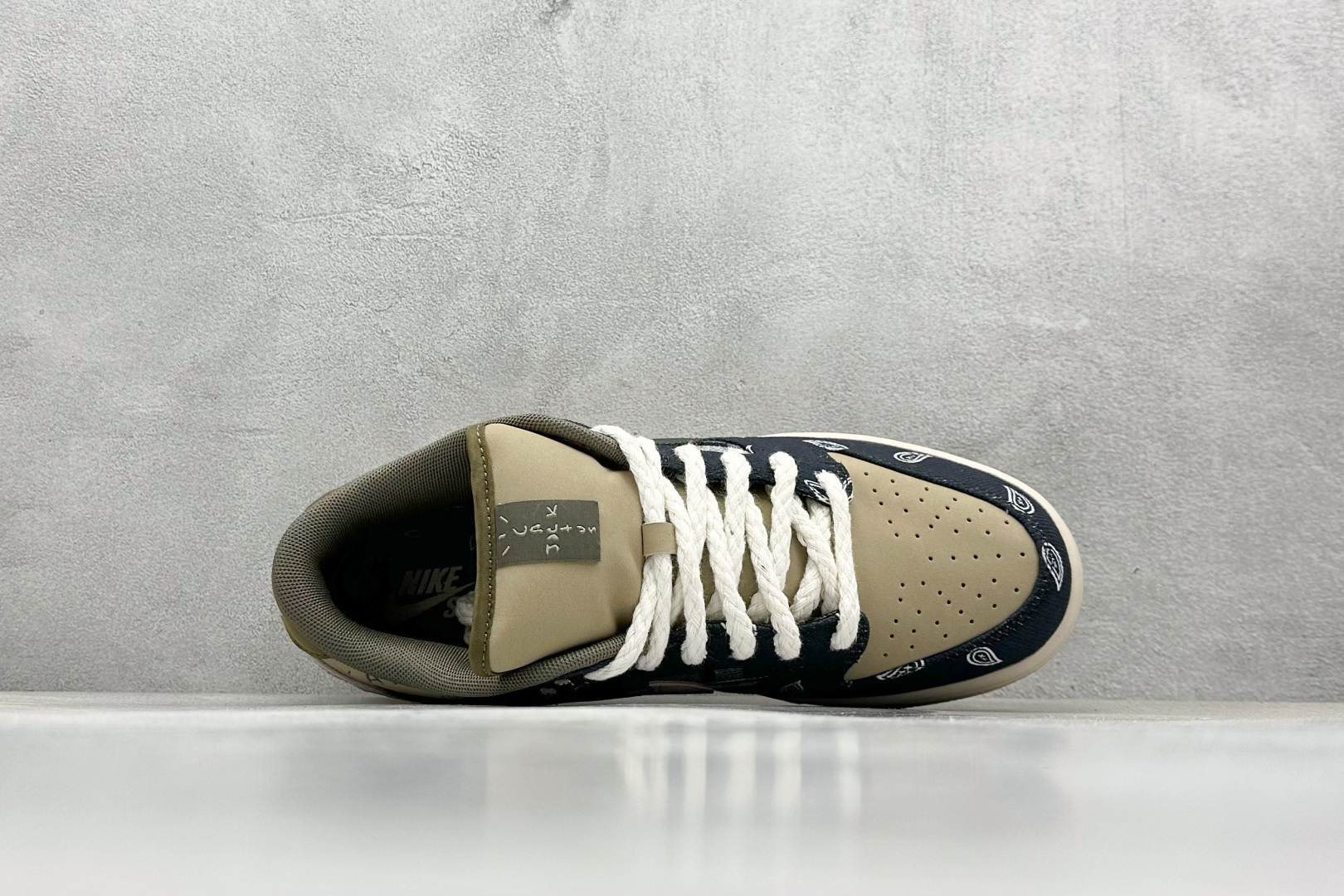  终端放店
YH版 Nike Dunk  SB Low 男女同款潮流板鞋 腰果花
全新细节升级 原厂原档