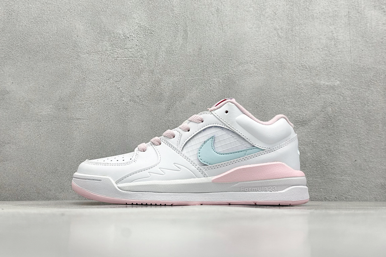  
Nike Jordan Stadium 90 白粉蓝
乔丹90年代体育场系列低帮复古运动篮球鞋
Jo
