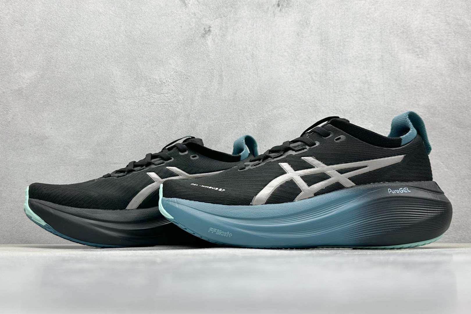  
Asics Gel-Nimbus 27 亚瑟士复古透气休闲鞋缓震男子耐磨跑步鞋 

货号：1011B