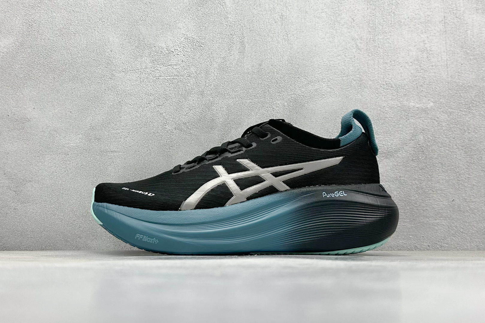  
Asics Gel-Nimbus 27 亚瑟士复古透气休闲鞋缓震男子耐磨跑步鞋 

货号：1011B