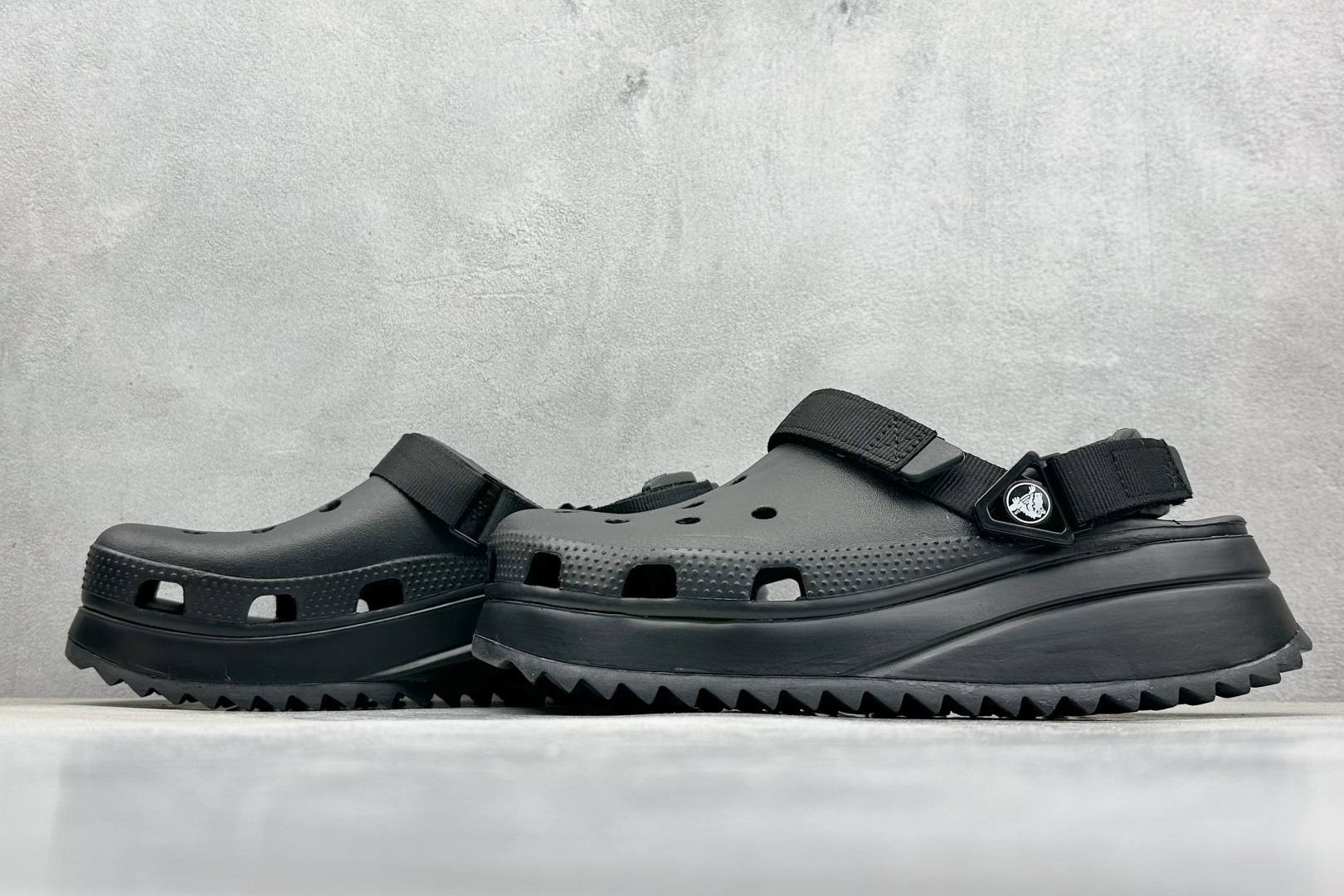 135  K版  Crocs 卡洛驰 酷走