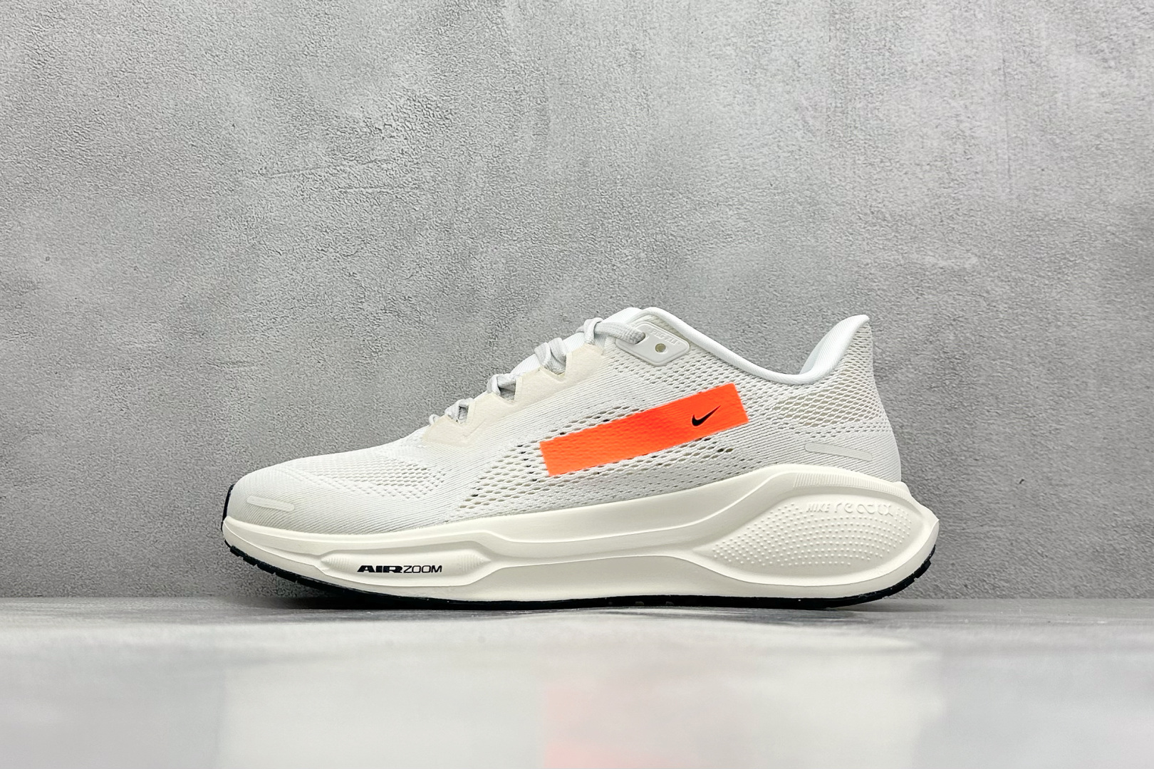 奥莱尾单福利 
Nike Air Zoom PEGASUS 41 网面透气 训练跑鞋
外贸专供订单 原厂