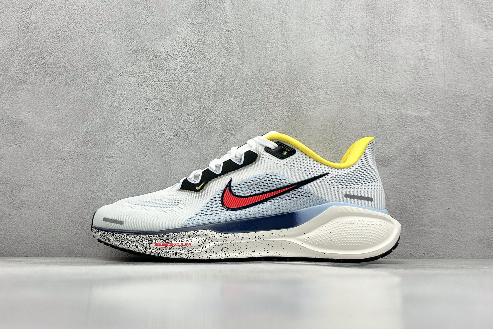 奥莱尾单福利 
Nike Air Zoom PEGASUS 41 网面透气 训练跑鞋
外贸专供订单 原厂