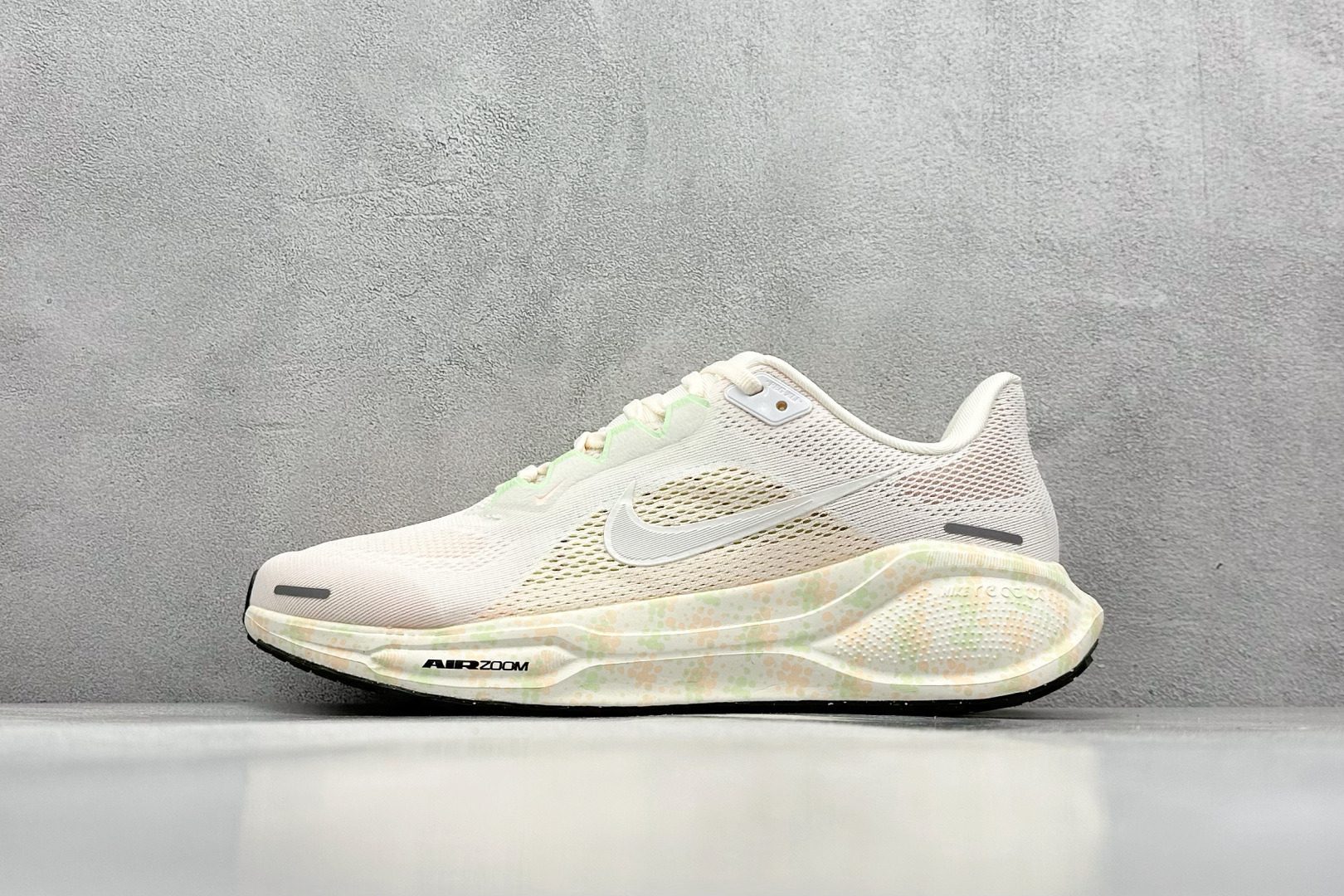 奥莱尾单福利 
Nike Air Zoom PEGASUS 41 网面透气 训练跑鞋
外贸专供订单 原厂