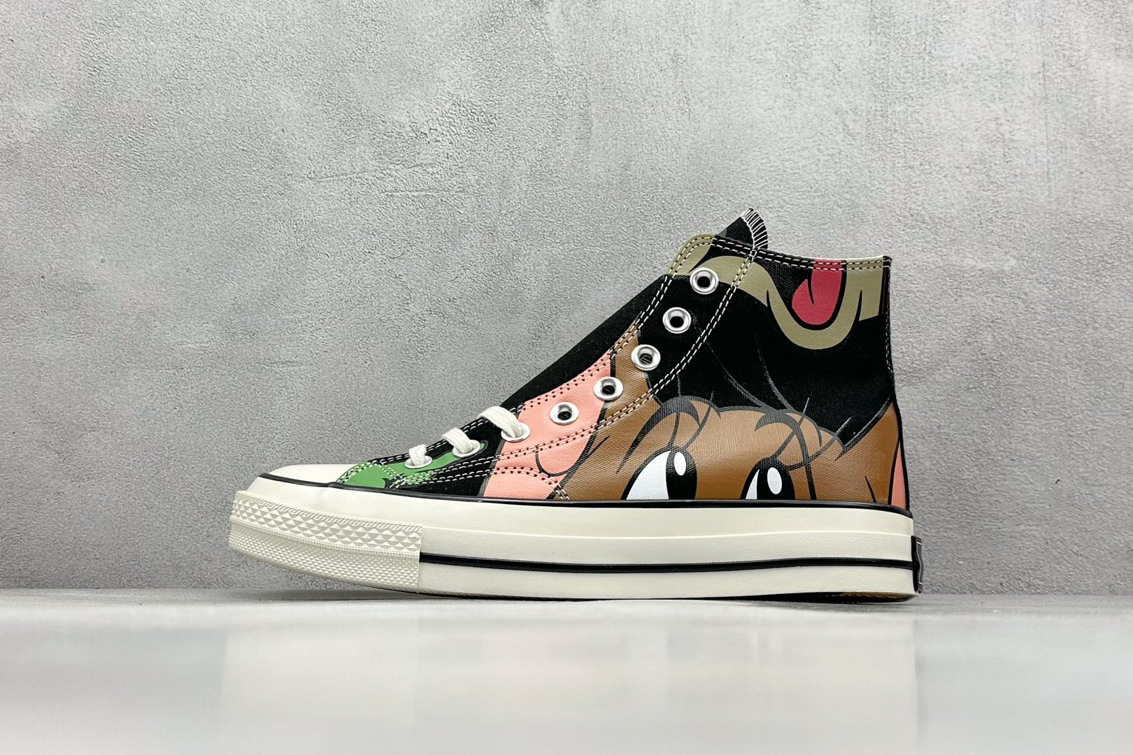  
Converse x Tom and Jerry 
匡威官方 猫和老鼠联名款
猫和老鼠85周年之际 