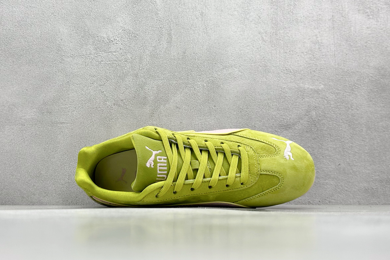  
TG版 Puma Speedcet OG 
彪马低帮复古运动休闲赛车跑鞋 
以趣味十足又前卫复古的设