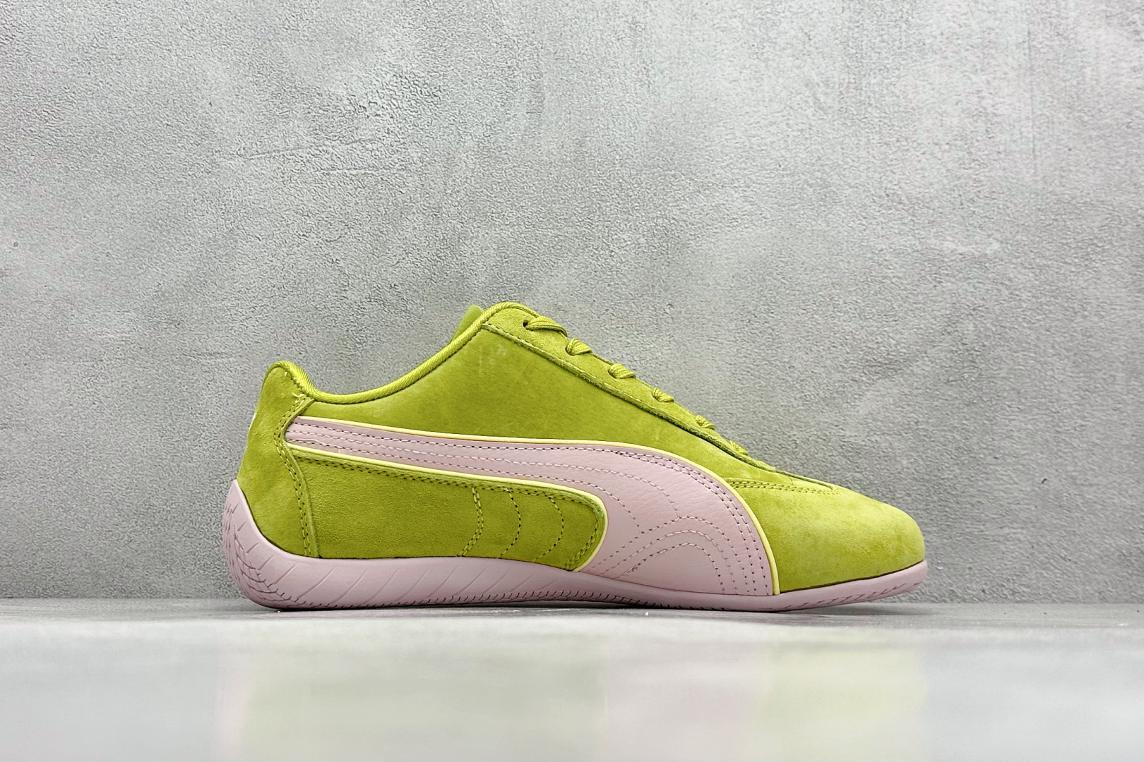  
TG版 Puma Speedcet OG 
彪马低帮复古运动休闲赛车跑鞋 
以趣味十足又前卫复古的设