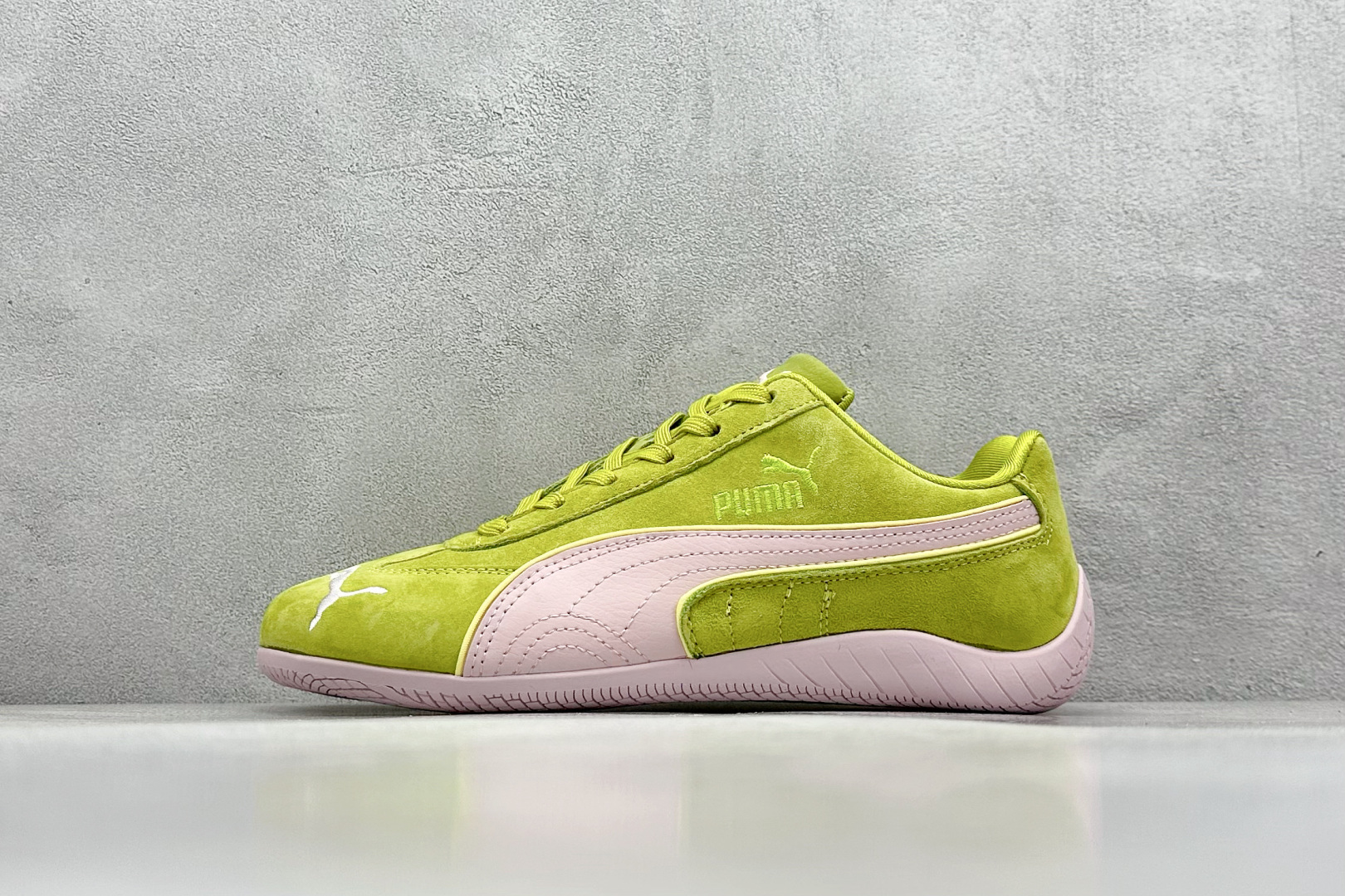  
TG版 Puma Speedcet OG 
彪马低帮复古运动休闲赛车跑鞋 
以趣味十足又前卫复古的设