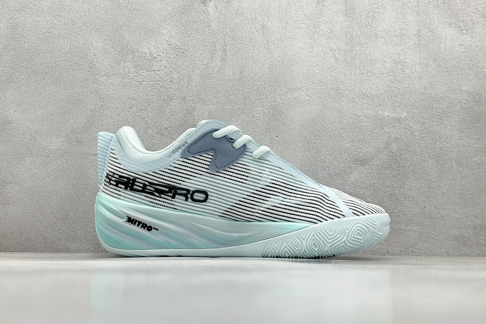 终端放店
GJR版 PUMA All-Pro Nitro 彪马舒适耐磨低帮实战篮球鞋
鞋身材质运用轻