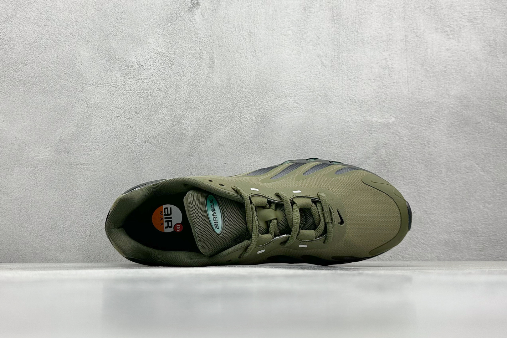  终端放店
YH版 Nk Air Max Dn8 耐克运动舒适减震气垫跑步鞋
#鞋款旨在透过 Dyna