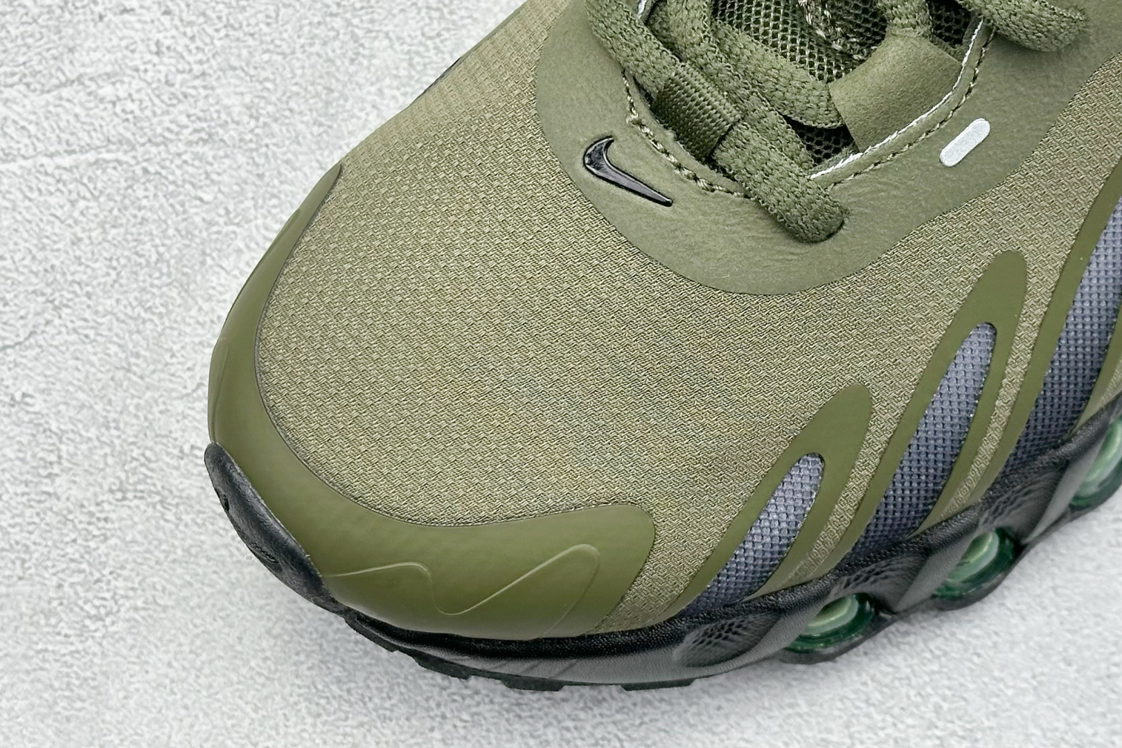  终端放店
YH版 Nk Air Max Dn8 耐克运动舒适减震气垫跑步鞋
#鞋款旨在透过 Dyna