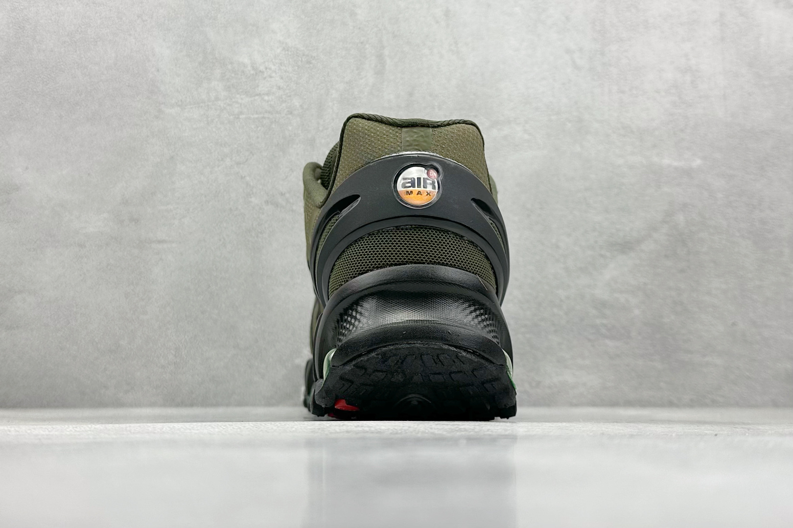  终端放店
YH版 Nk Air Max Dn8 耐克运动舒适减震气垫跑步鞋
#鞋款旨在透过 Dyna