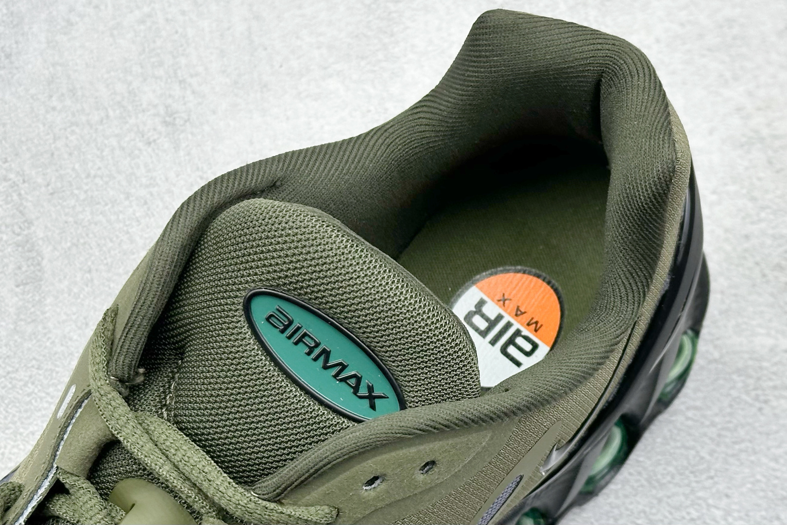  终端放店
YH版 Nk Air Max Dn8 耐克运动舒适减震气垫跑步鞋
#鞋款旨在透过 Dyna
