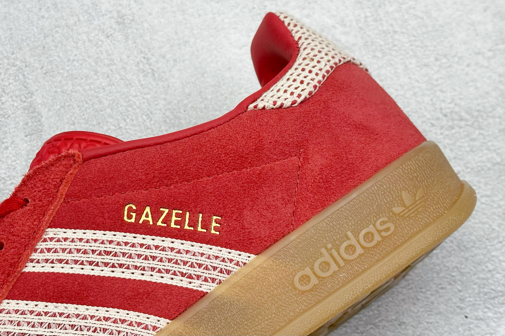  终端放店
S2 adidas Originals Gazelle INdoor 
三叶草休闲防滑耐磨低