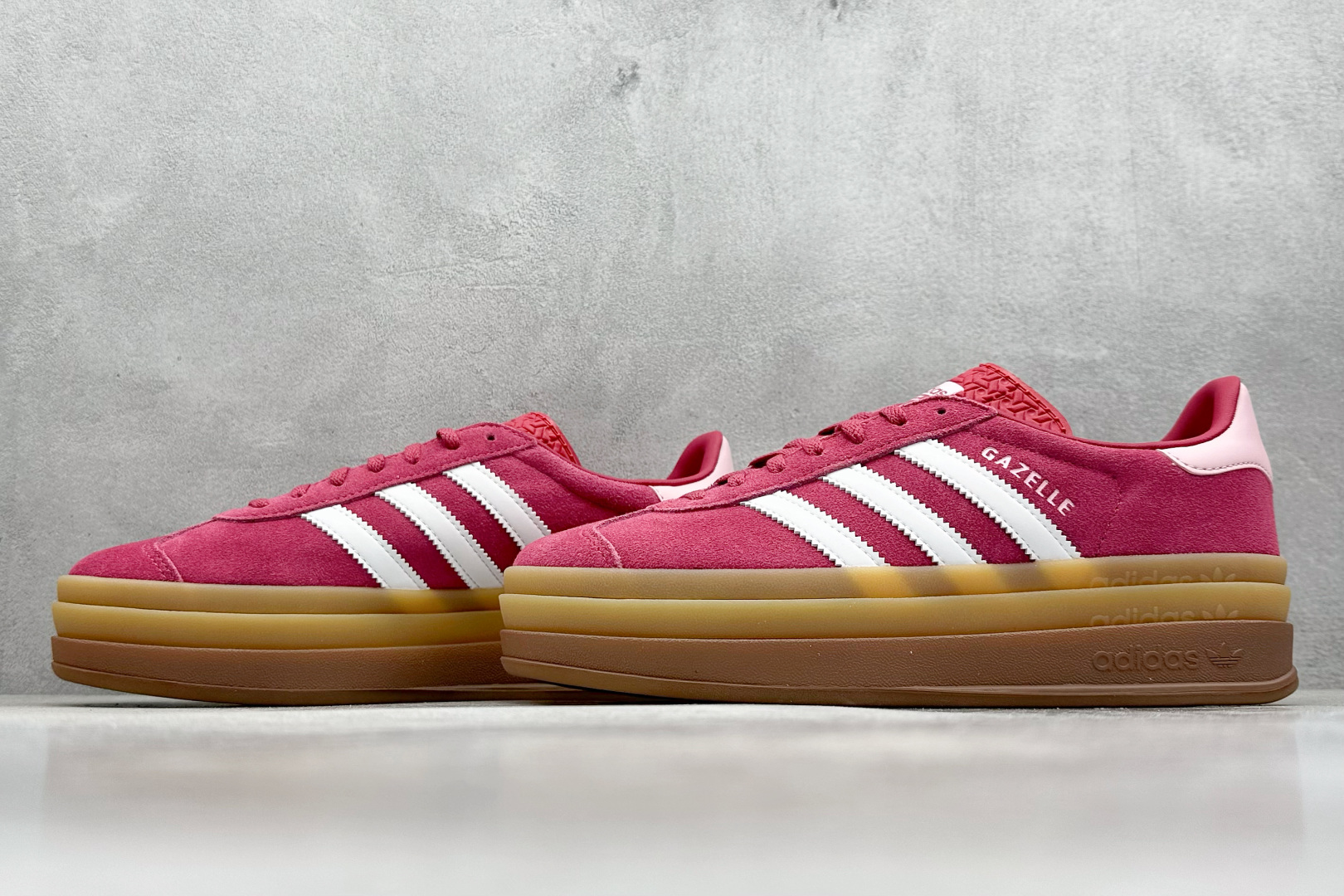  终端放店
CS版 Adidas Originals Gazelle Bold W 三叶草厚底休闲防滑耐