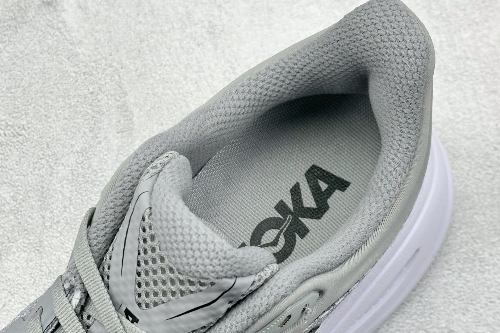  
BF版 HOKA ONE ONE Bondi 9 柔软舒适防滑耐磨 低帮 休闲跑步鞋 

货号：
尺