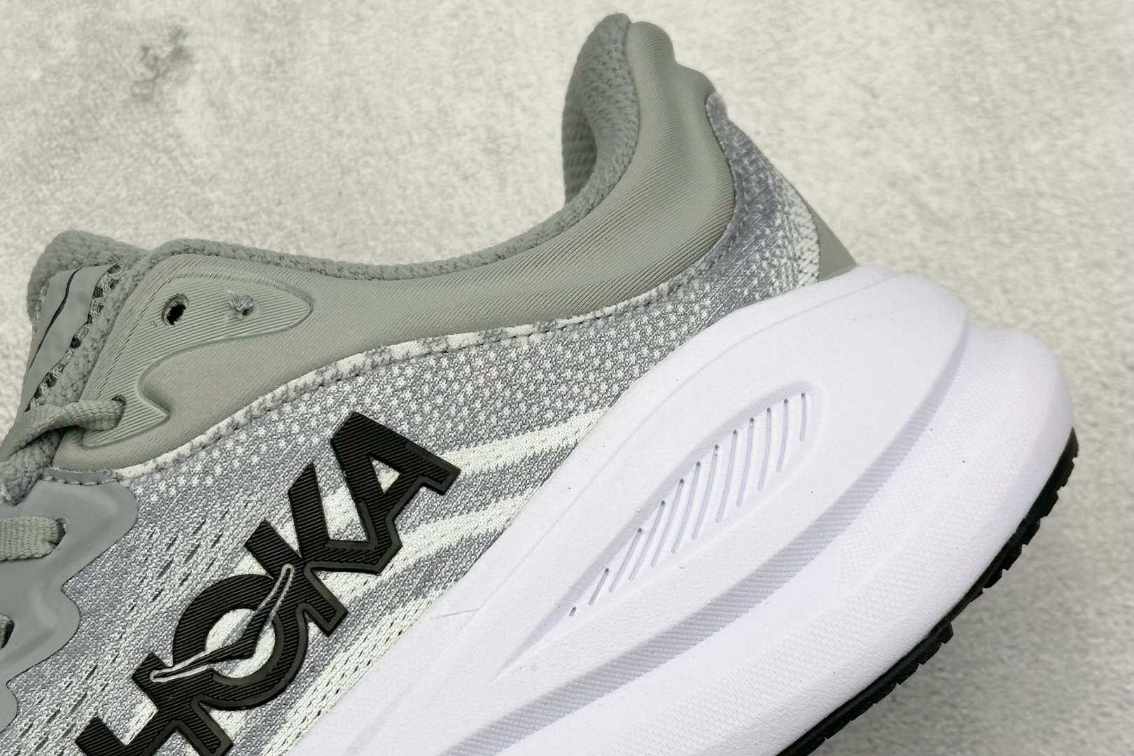  
BF版 HOKA ONE ONE Bondi 9 柔软舒适防滑耐磨 低帮 休闲跑步鞋 

货号：
尺
