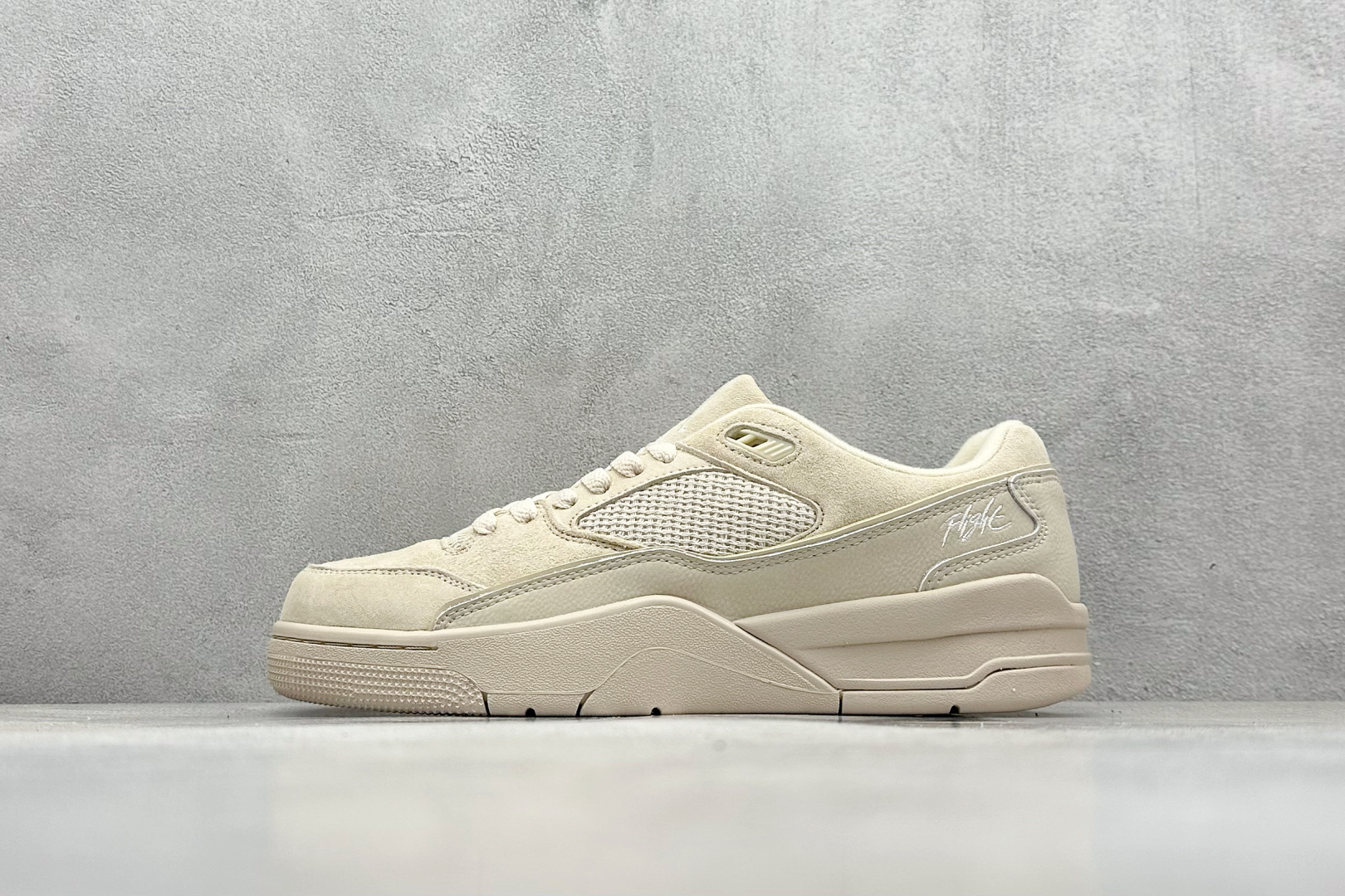  
BF版 Jordan FLIGHT COURT 
公司级出品 极力推荐
Air Jordan AJ4