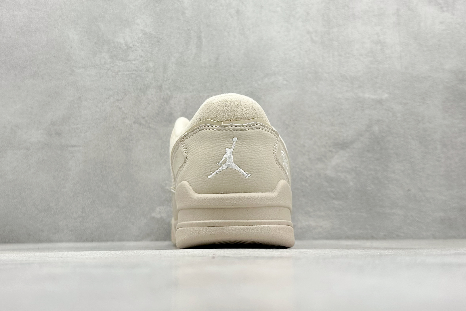  
BF版 Jordan FLIGHT COURT 
公司级出品 极力推荐
Air Jordan AJ4